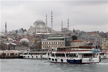 Eine vermisste 39-jährige Deutsche wurde zuletzt in Istanbul gesehen. Möglicherweise handelt es sich bei ihr um die im westtürkischen Gölcük gefundene einbetonierte Frauenleiche.