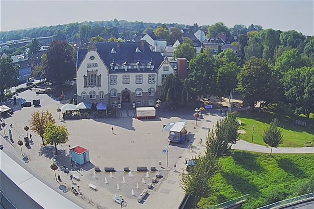 „Die heile Welt hat Risse bekommen“: Problemviertel im Dortmunder Süden? Eine Webcam gibt es in Aplerbeck. Die ist auf den Marktplatz ausgerichtet. Hier ein Bild vom 2. September um 14.35 Uhr.