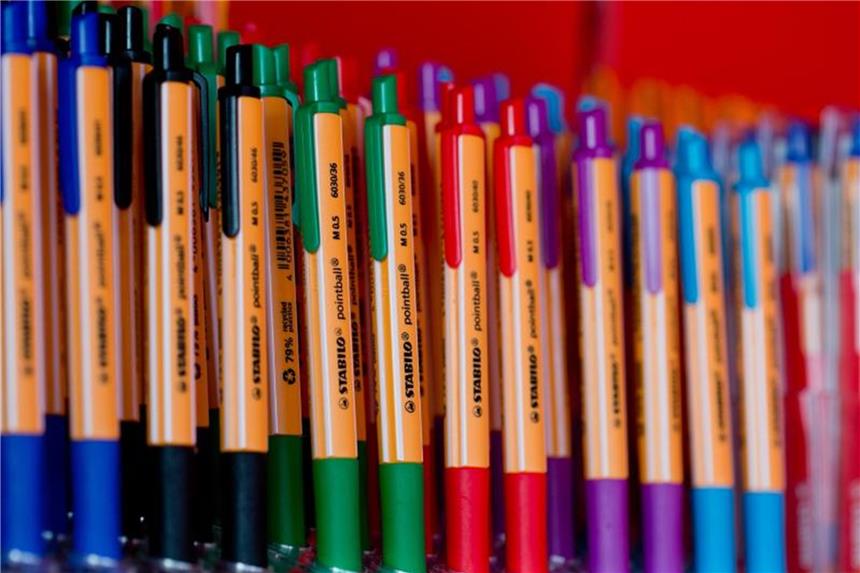 „Wir glauben an die Zukunft des Schreibstifts“ Eine wichtige Stütze für das Geschäft mit Schreibgeräten ist die Schule. Foto: Daniel KArmann