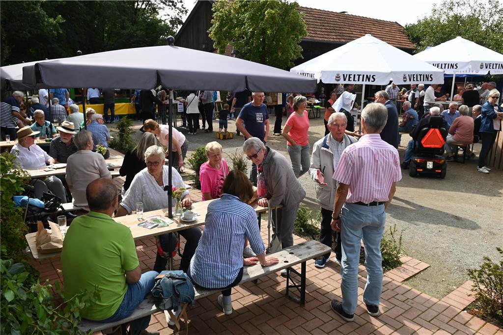 Einen abwechslungsreichen Tag hatten junge und ältere Besucher beim Stoppelfest auf dem Heimathof in Lembeck.