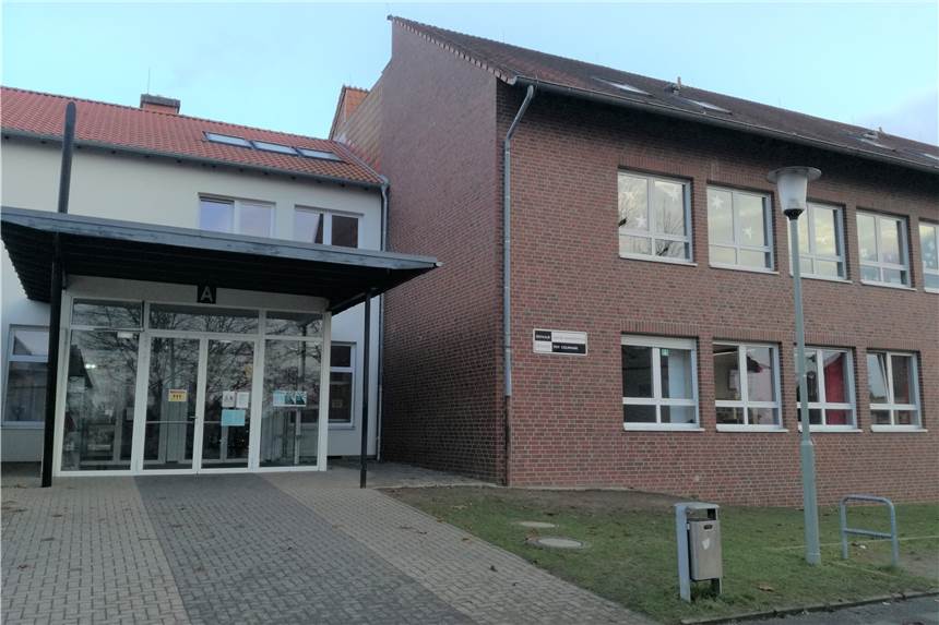Corona: Müssen Schüler Arbeiten und Klausuren noch schreiben? Einen arbeitsreichen Nachmittag hatte das Kollegium nach der überraschenden Kehrtwende der Landesregierung zum Schulbetrieb in der letzten Woche vor den Weihnachtsferien. Nun ist klar, wie die Woche organisiert werden soll.