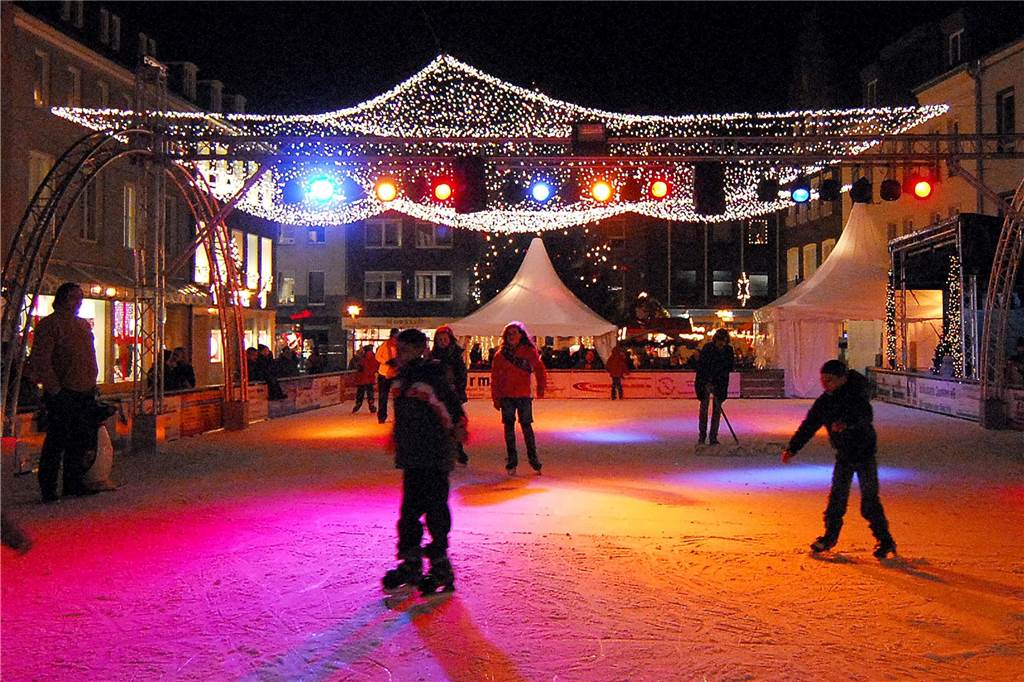 DIA-Vorsitzender Thomas Hein macht Schluss und rechnet ab Einen Weihnachtsmarkt hat die Altstadt nicht, wohl aber eine sehr beliebte Eisfläche. In anderen Städten lässt sich die Interevent GmbH das gut bezahlen.
