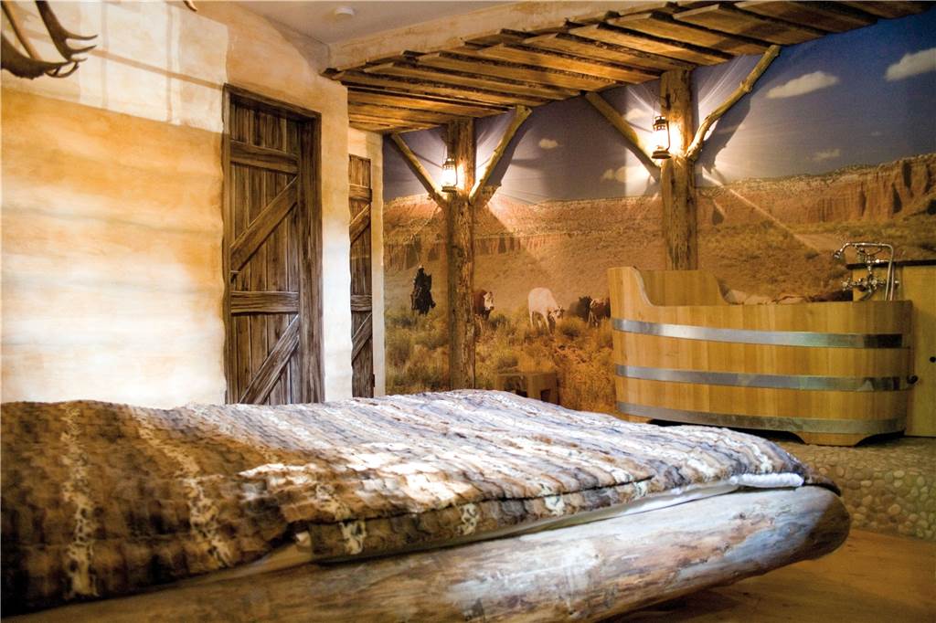 Road-Stop feiert 20. Geburtstag: Amerikanischer Lifestyle im Schatten Kaiser Wilhelms Eines der sechs Motel-Zimmer im Road-Stop. Jedes davon ist ein Unikat.