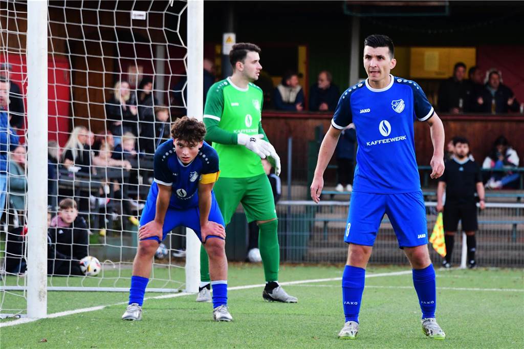 Einiges war los auf den Fußballplätzen am 3. November. Hier sind die besten Bilder von sechs Partien mit der Beteiligung von Castrop-Rauxeler Vereinen.