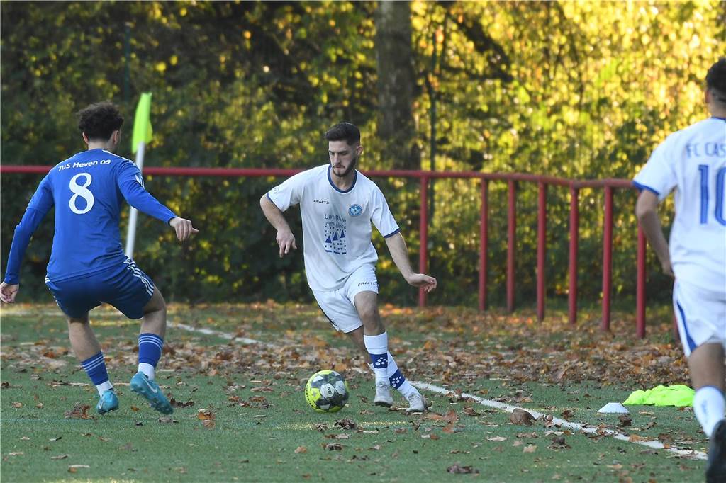 Einiges war los auf den Fußballplätzen am 3. November. Hier sind die besten Bilder von sechs Partien mit der Beteiligung von Castrop-Rauxeler Vereinen.