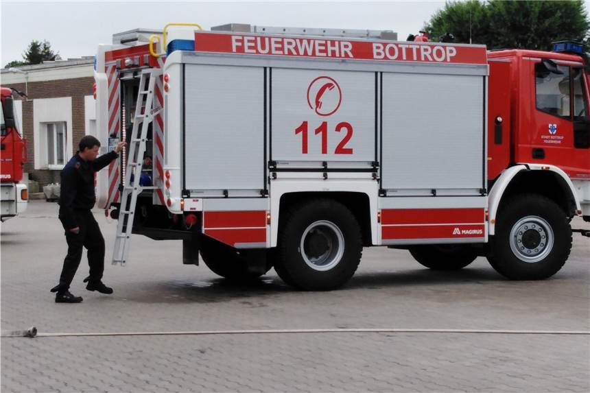 Feuerwehr Bottrop investiert über 500.000 Euro in Ortswehren zur Waldbrandbekämpfung Eins der neuen Löschfahrzeuge für die Freiwilligen Feuerwehren Kirchhellen und Feldhausen.