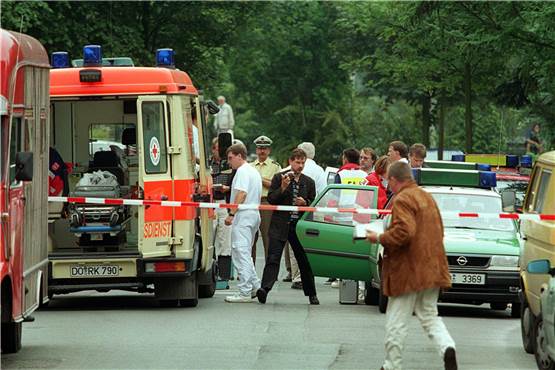Neonazi mit Waffenarsenal: Polizei erinnert an Morde in Dortmund und Waltrop