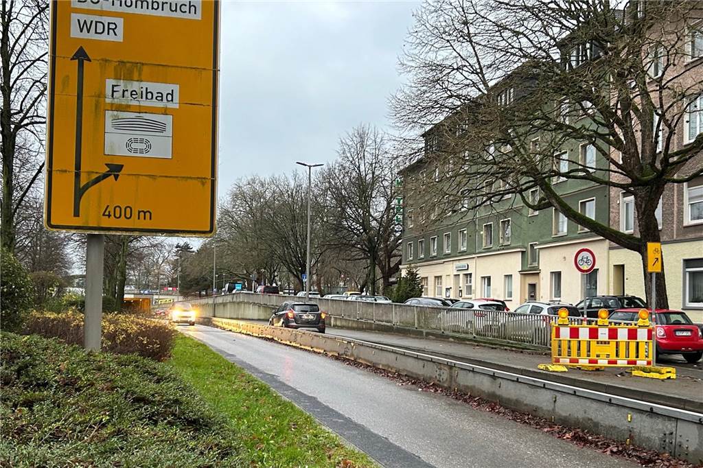 Von B1-Ausbau bis Speicherstraße: Das waren die großen Baustellen 2023 Eine Tunnelröhre ist gesperrt. Ardeystraße Dortmund.