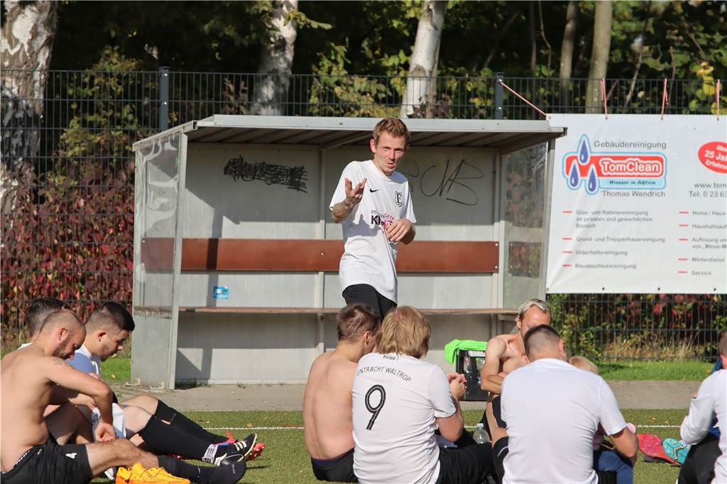 Top-Torjäger Andreas Stolzenberg wechselt nach Waltrop Eintrachts Spielertrainer Dominic Schenkel freut sich, dass sein Kader in der Winterpause verstärkt wird.