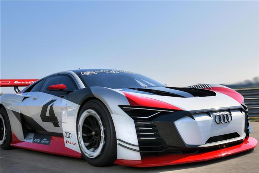 Audi schickt E-Tron Vision Gran Turismo ins Rennen Elektrorenner: Der Audi E-Tron Vision Gran Turismo soll im Rahmen der Formel E als Renntaxi zum Einsatz kommen. Foto: Audi AG