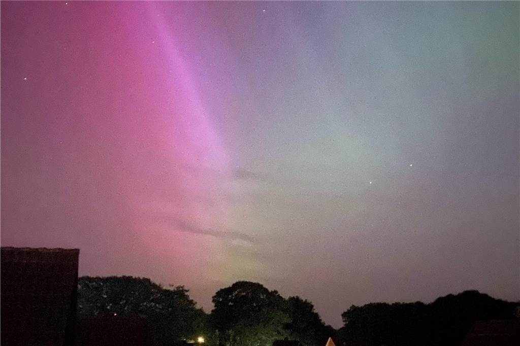 Elisa Neumann fotografierte die Polarlichter von Lembeck aus.