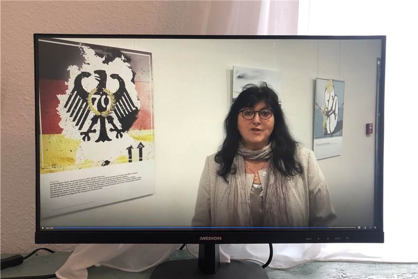 Ausgangssperre in Kamen: Bürgermeisterin appelliert, Regeln zu befolgen Elke Kappen appelliert in einer Videobotschaft an die Kamener Bürger, sich an die neuen Corona-Regeln zu halten.