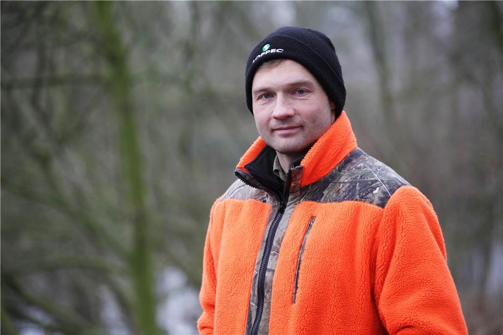Drückjagd sorgt für Straßensperrung auf Cappenberger Straße Förster Elmar Berks