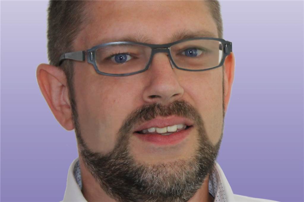 Schulcheck: Anne-Frank-Gymnasium tickt besonders digital Elternpflegschaftsvorsitzender Stefan Böhm