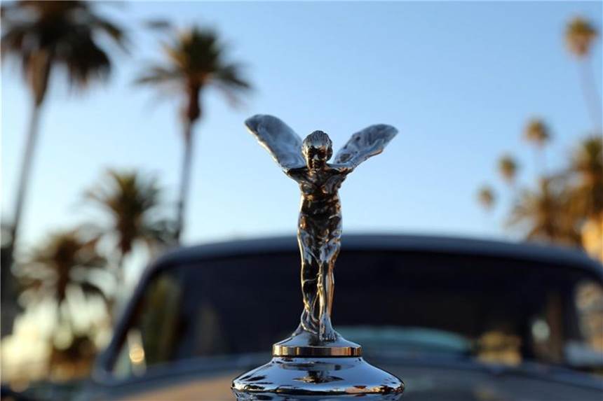 „The King - Elvis und der amerikanische Traum“ in der ARD Elvis Presleys 1963er Rolls-Royce in Santa Monica (Kalifornien) in einer Szene des Films "The King - Elvis und der amerikanische Traum". Foto: David Kuhn/NDR