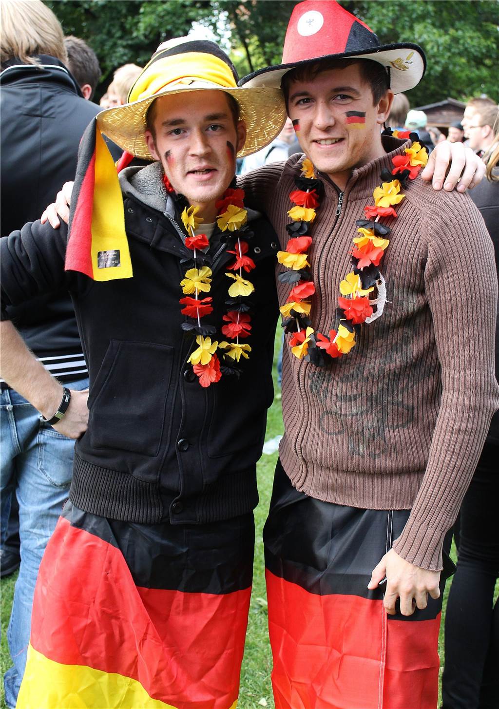 EM 2012: Lange mussten die Fans der deutschen Nationalmannschaft im Galen-Park zittern. Dafür war der Jubel nach dem 1:0 gegen Portugal groß.