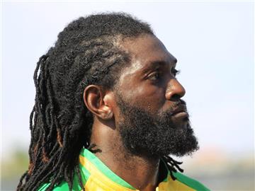 Emmanuel Adebayor hat für Istanbul Basaksehir FK das 2:1-Siegtor gegen Alanyaspor geschossen. Foto: Ahmed Jallanzo