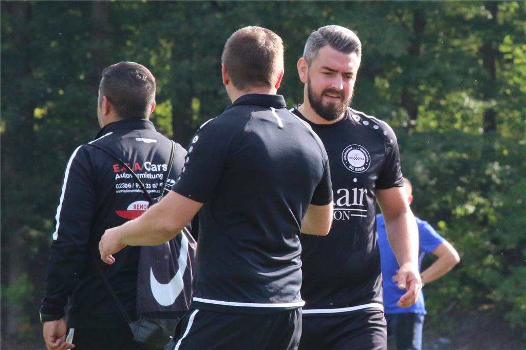 TIU Rünthes Innenverteidiger Emrah Öztürk trifft doppelt beim Comeback Emrah Öztürk - hier noch Trikot des VfL Kamen - läuft inzwischen für die TIU Rünthe auf.
