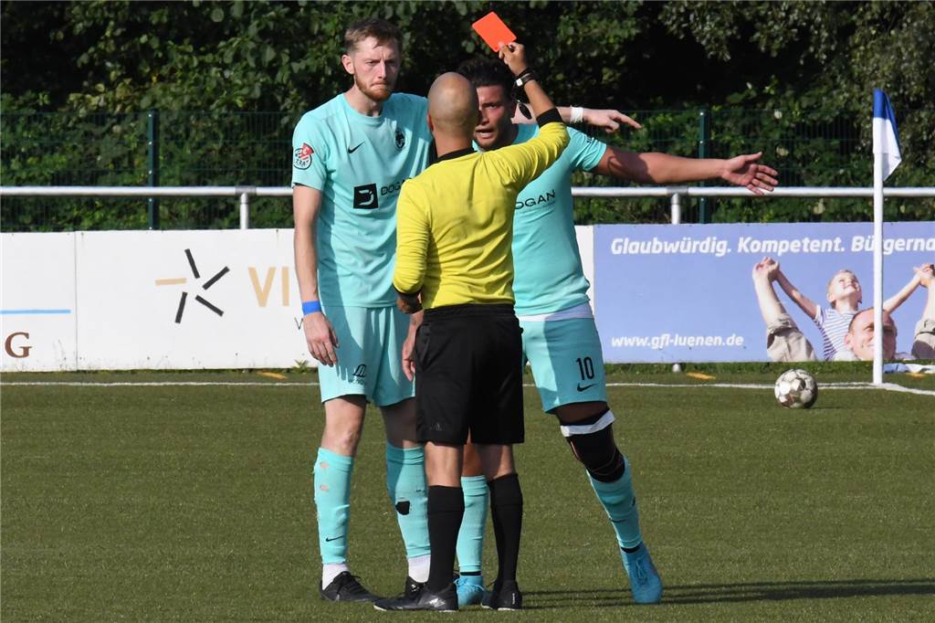 BW Alstedde schießt Osmanlispor 6:3 ab Emre Karaca bekommt die Rote Karte gezeigt.