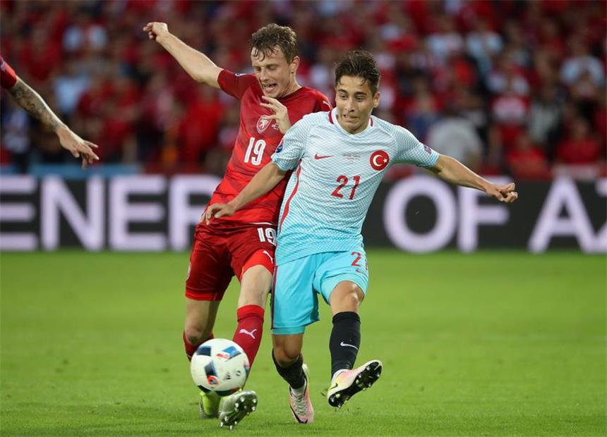 Emre Mor hat mit seinem guten Auftritt im Spiel gegen Tschechien den türkischen Seelenfrieden wieder hergestellt.