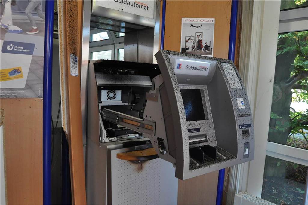 Fünfstellige Summe für weitere Sicherheitsmaßnahmen an Volksbank-Filiale Ende 2019 hatten unbekannte Täter den Geldautomaten der Volksbank in Cappenberg gesprengt. Die Folge: Die Filiale machte nie wieder auf.