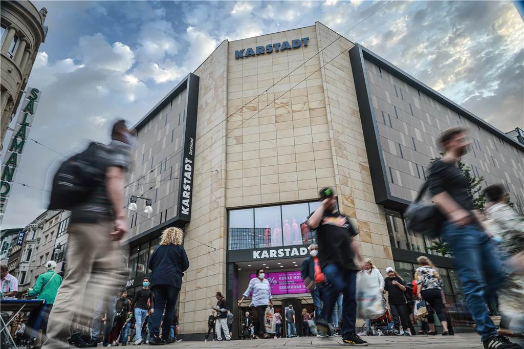Ende Januar 2024 will Karstadt sein Haus am Westenhellweg in Dortmund schließen. Direkt sind gut 160 Beschäftigte betroffen.