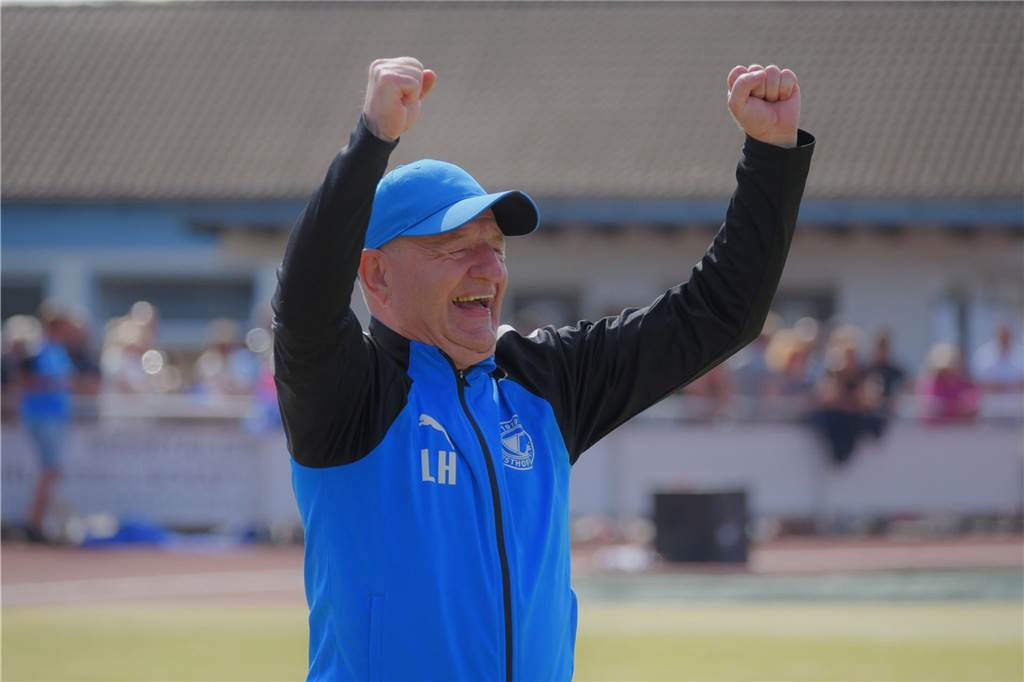 Ende Mai dieses Jahres bejubelte Lothar Huber als Trainer des VfB Westhofen den Aufstieg in die Landesliga.
