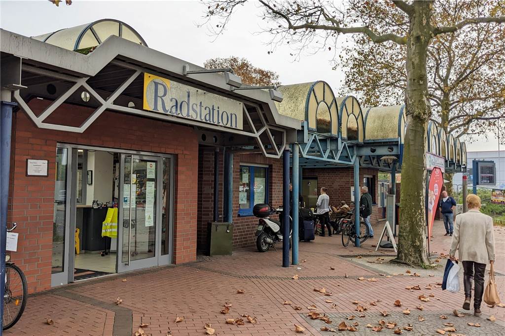 Arbeiten am Bahnhof gehen bald weiter, werden aber teurer für die Stadt Radstation