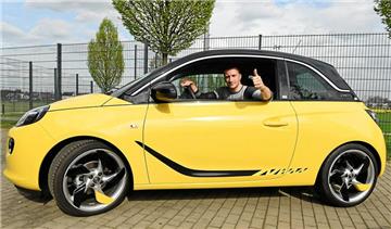 Endlich darf er fahren: BVB-Star Marco Reus hat seine Führerscheinprüfung bestanden. 