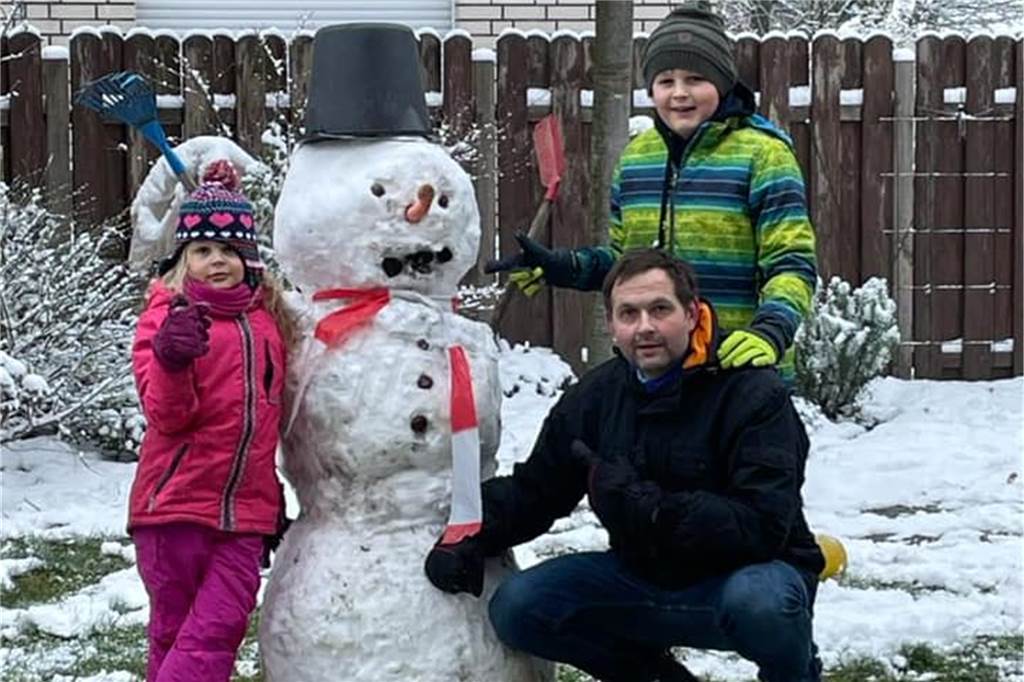 Endlich konnten die Kinder Schneemänner bauen.