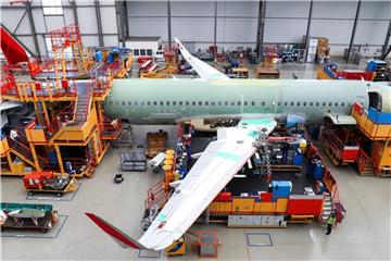Endmontagelinie der A320-Familie im Airbus-Werk in Hamburg-Finkenwerder. Foto: Christian Charisius
