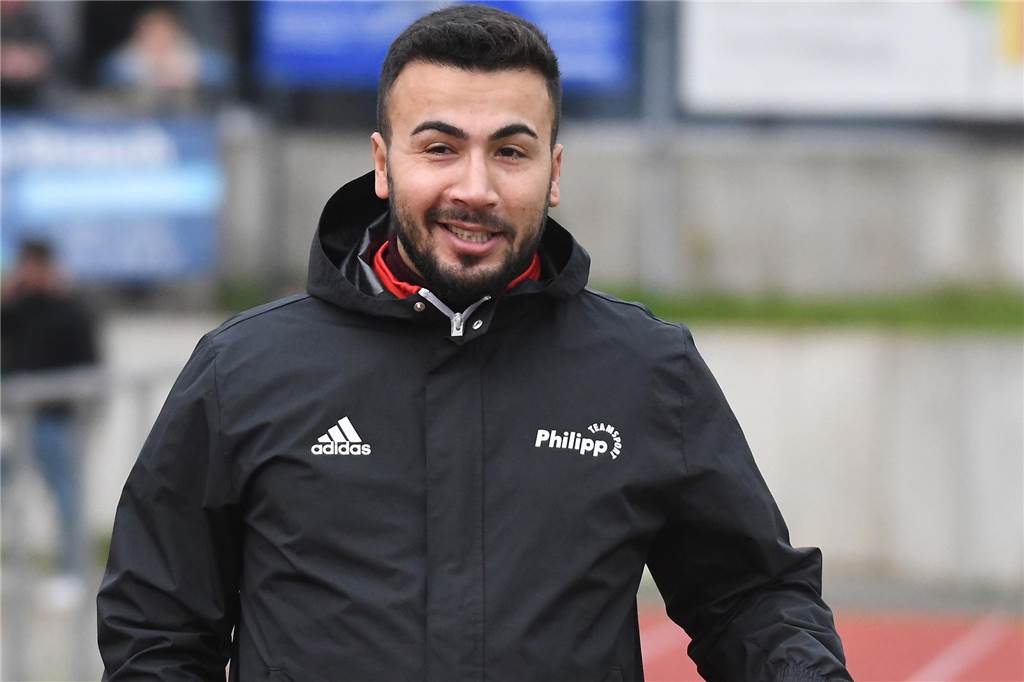 Sprungtritt in Rücken und Kind verletzt: Hintergründe zum Spielabbruch von Eintracht Ickern Enes Calsikan über den Ausraster von Cihangir Sahinli: "Die Beleidigungen müssen ihn emotional enorm getroffen haben, wenn er so reagiert".