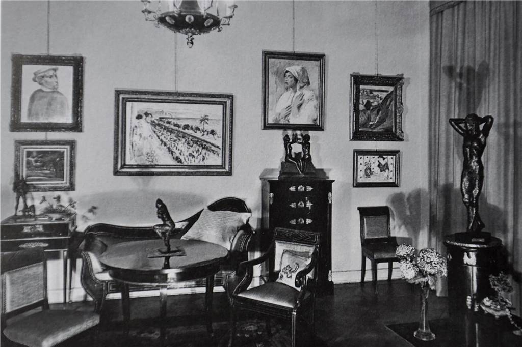 Bei dieser Dortmunderin hingen Picassos im Wohnzimmer: Die kaum bekannte Geschichte von Betti Flechtheim Eng an eng hingen die Kunstwerke in der großbürgerlichen Wohnung der Flechtheims in Berlin-Charlottenburg - egal ob im Flur, im Ess- oder im Kaminzimmer.