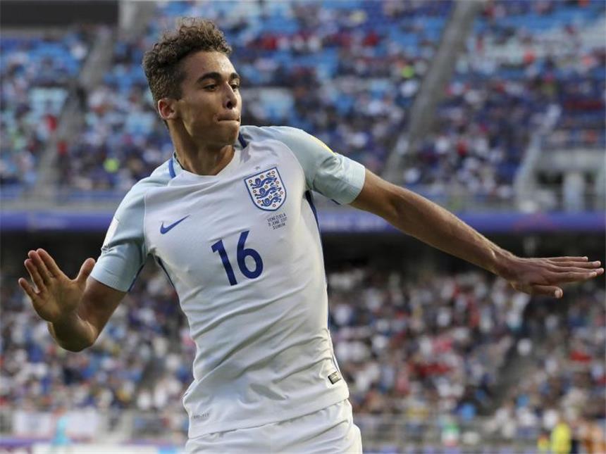 Englands Fußballer erstmals U20-Weltmeister Englands Dominic Calvert-Lewin jubelt über sein Tor zum 1:0 gegen Venezuela im Finale der U20-WM. Foto: Lee Jin-Man