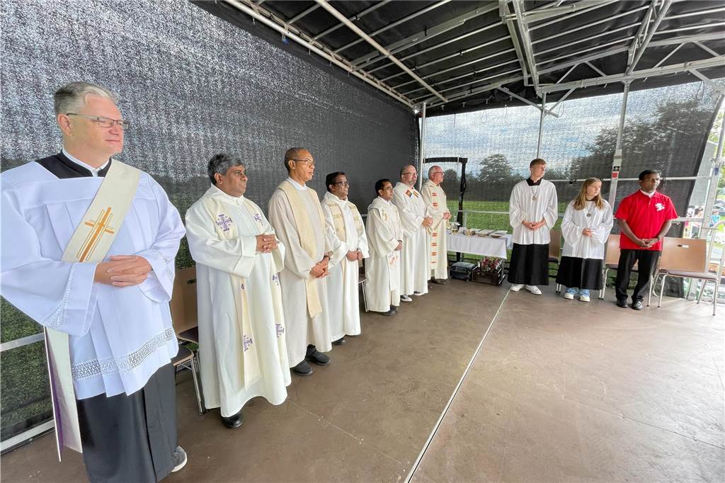 Enorm war die Resonanz auf den Open-Air-Gottesdienst, mit dem symbolisch der Start des Pastoralen Raumes SVS erfolgte. 