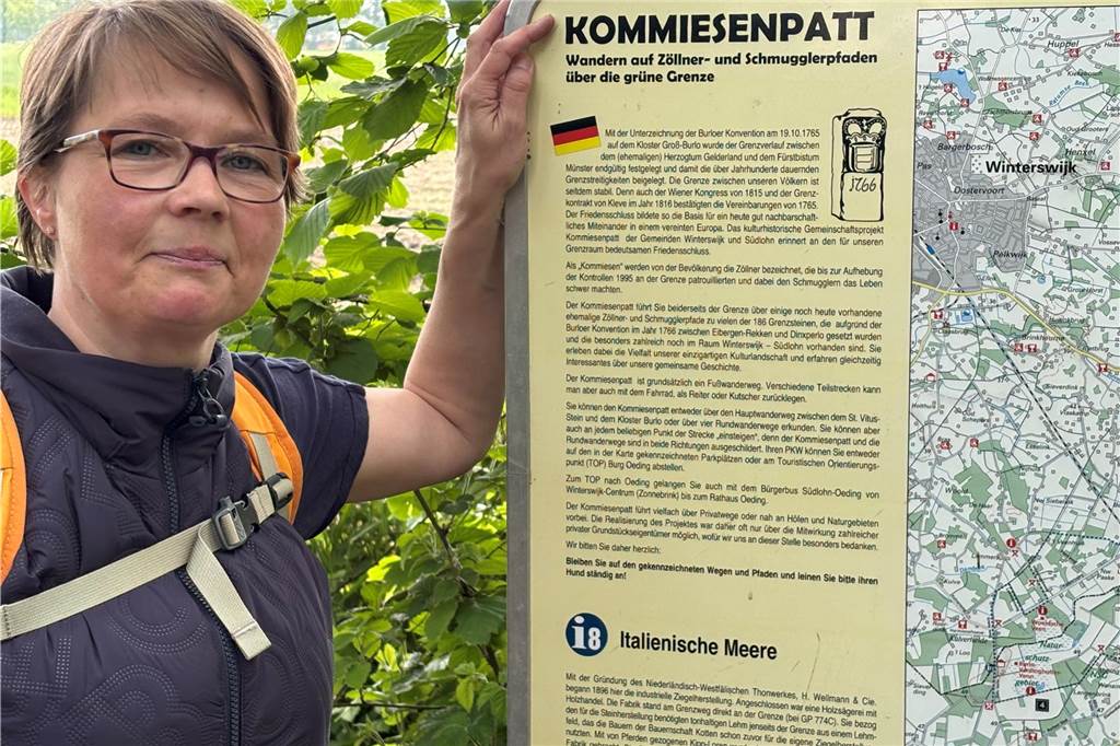 Auf Schmugglerpfaden wandern: Von Oeding nach Burlo auf dem Kommisienpatt Frau und Schild
