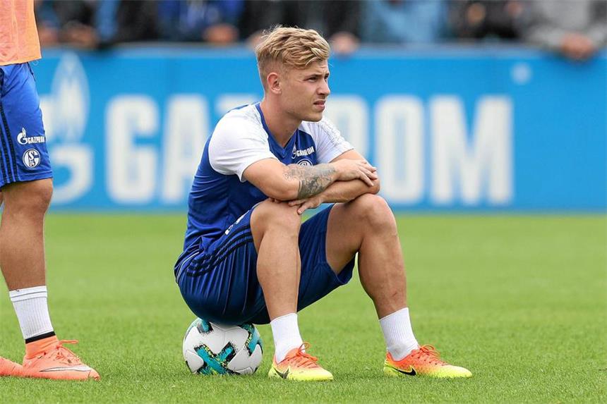 Meyer kündigt Abgang an und will sich reinhängen Entscheidung getroffen: Max Meyer (21) wird Schalke am Ende dieser Saison verlassen.