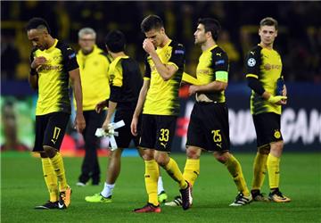 Enttäuschte Borussen nach dem 1:3 gegen Madrid (v.l.): Pierre-Emerick Aubameyang, Julian Weigl, Sokratis und Lukasz Piszczek. 