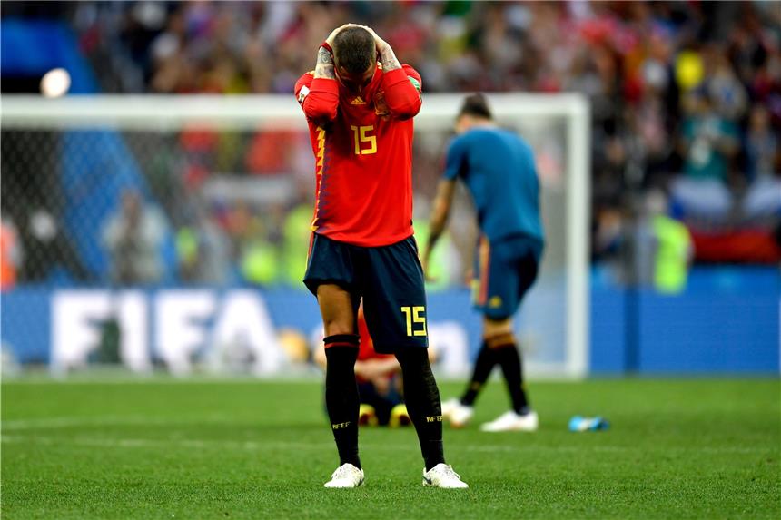 Sieg im Elfmeterschießen! Russland gelingt die Sensation Enttäuschung pur bei Spaniens Sergio Ramos.