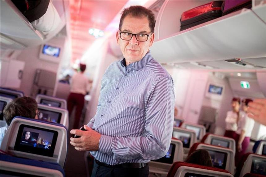 Entwicklungsminister Gerd Müller auf dem Weg nach Bagdad. Foto: Kay Nietfeld