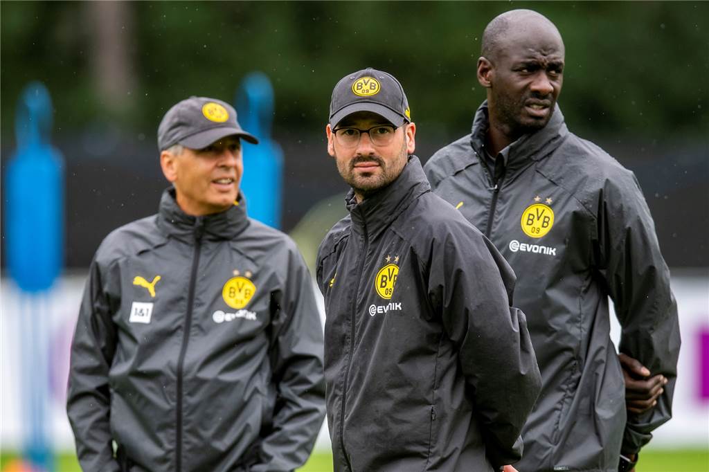 BVB vergrößert Toptalente-Trainerteam: Verstärkung für Otto Addo Eren Yilmaz steht auf dem Trainingsplatz.