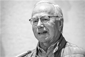 Erich Seifert, der langjährige Vorsitzende der Kolpingfamilie Hennen, ist im Alter von 88 Jahren gestorben.