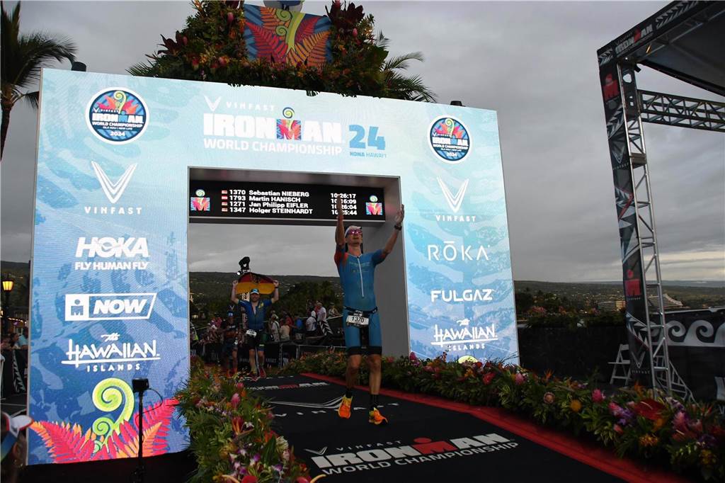 Sebastian Nieberg (41) lief den Ironman in Hawaii: Werner Triathlet beißt sich durch Sebastian Nieberg im Ziel.