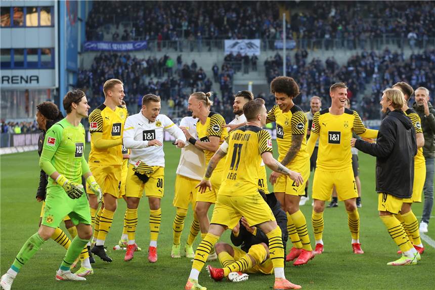 BVB besteht Charaktertest in Bielefeld - mit kleinen Schönheitsfehlern Erleichterung bei den BVB-Profis nach dem 3:1-Sieg in Bielefeld.