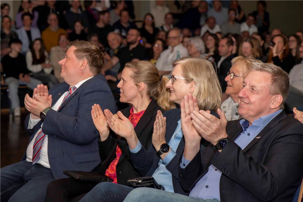 Erneut stand ein Abend ganz im Zeichen des Sports: Am Samstag wurden in der Aula des Schulzentrums Sportler und Sportlerinnen Halterns von Stadt und Stadtsportverband für ihre Leistungen im vergangenen Jahr ausgezeichnet.