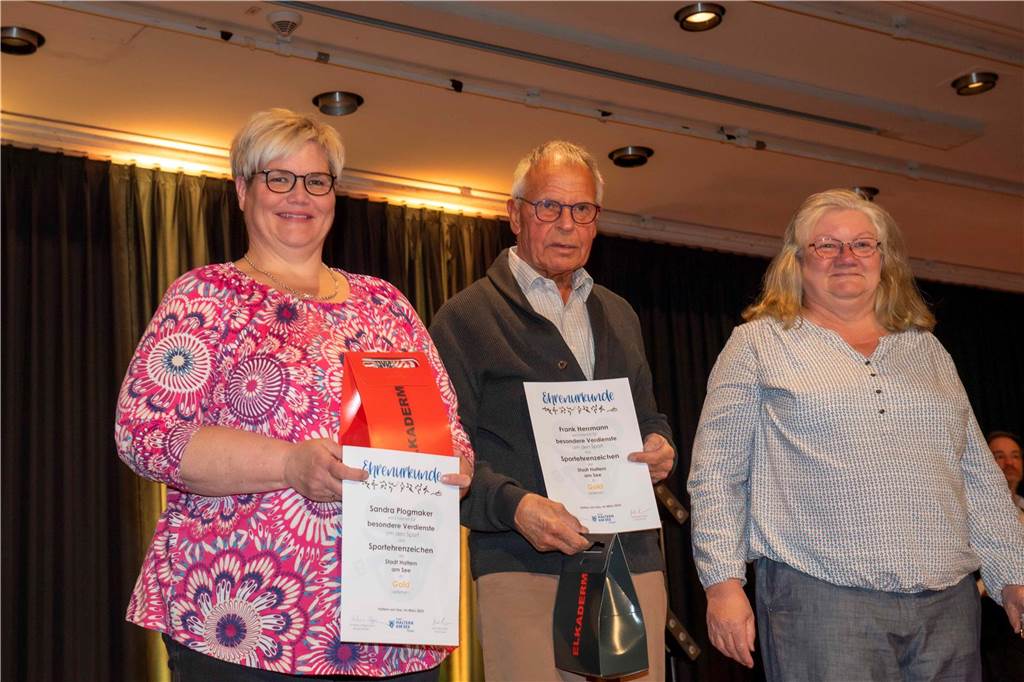 Erneut stand ein Abend ganz im Zeichen des Sports: Am Samstag wurden in der Aula des Schulzentrums Sportler und Sportlerinnen Halterns von Stadt und Stadtsportverband für ihre Leistungen im vergangenen Jahr ausgezeichnet.