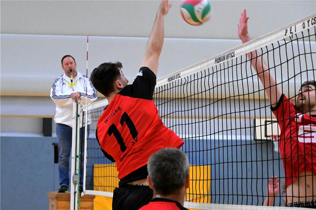 Ersatzgeschwächt gab es eine recht klare Niederlage für die Volleyballer des Lüner SV.