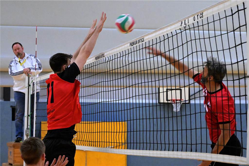 Ersatzgeschwächt gab es eine recht klare Niederlage für die Volleyballer des Lüner SV.