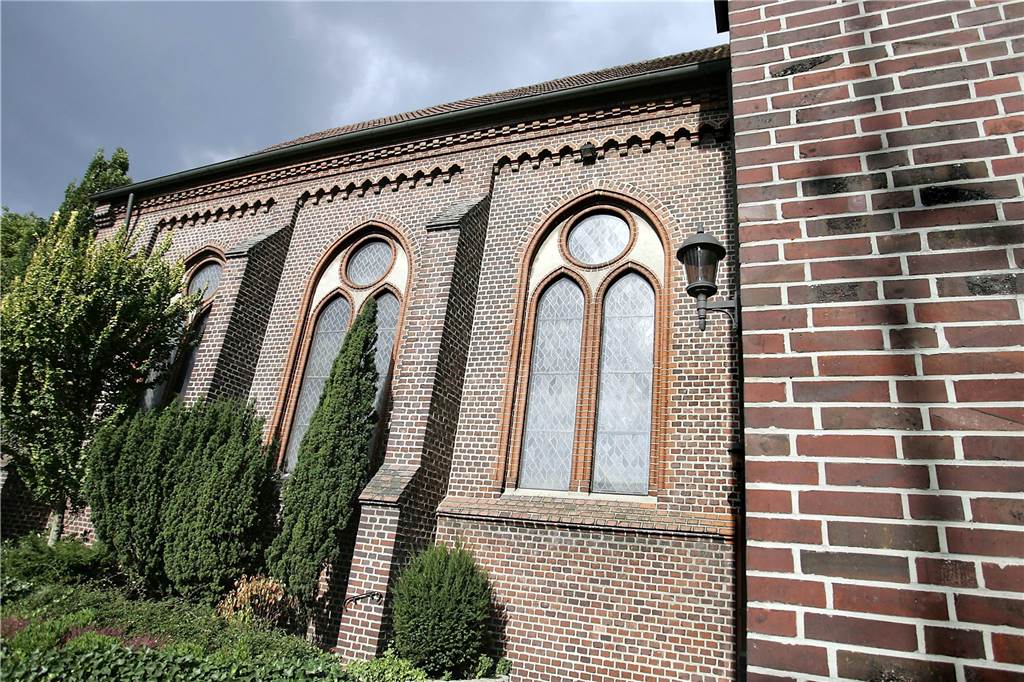 Zeche Werne: „Ohne Bergbau wären wir heute vielleicht eine Landgemeinde“ Erst durch die Bergleute konnte der evangelische Glaube in Werne Fuß fassen. Hier die Martin-Luther-Kirche an der Wichernstraße.