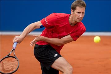 Erstrundenaus beim ATP-Turnier in Genf für Florian Mayer nach dem 3:6, 2:6 gegen Bernabe Zapata Miralles. Foto: Sven Hoppe